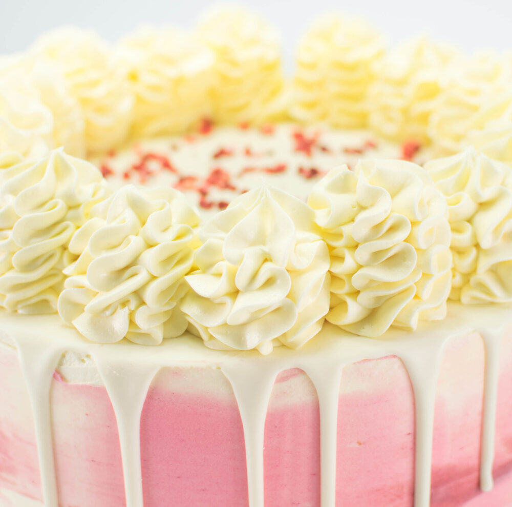 White Chocolate & Raspberry cake