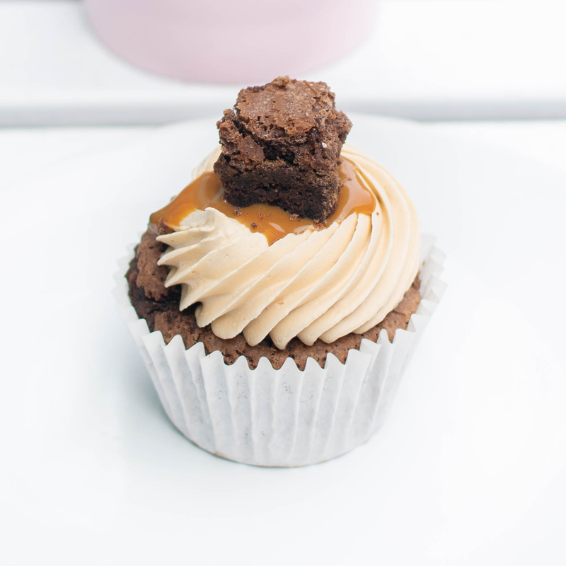 Brownie & Caramel Cupcake